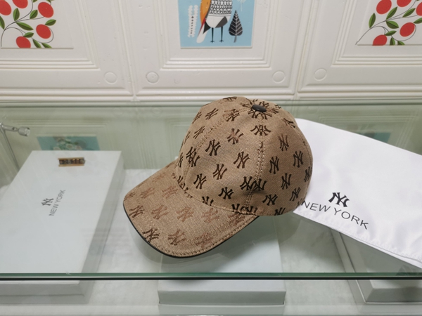 ブランド帽子正面デザイン